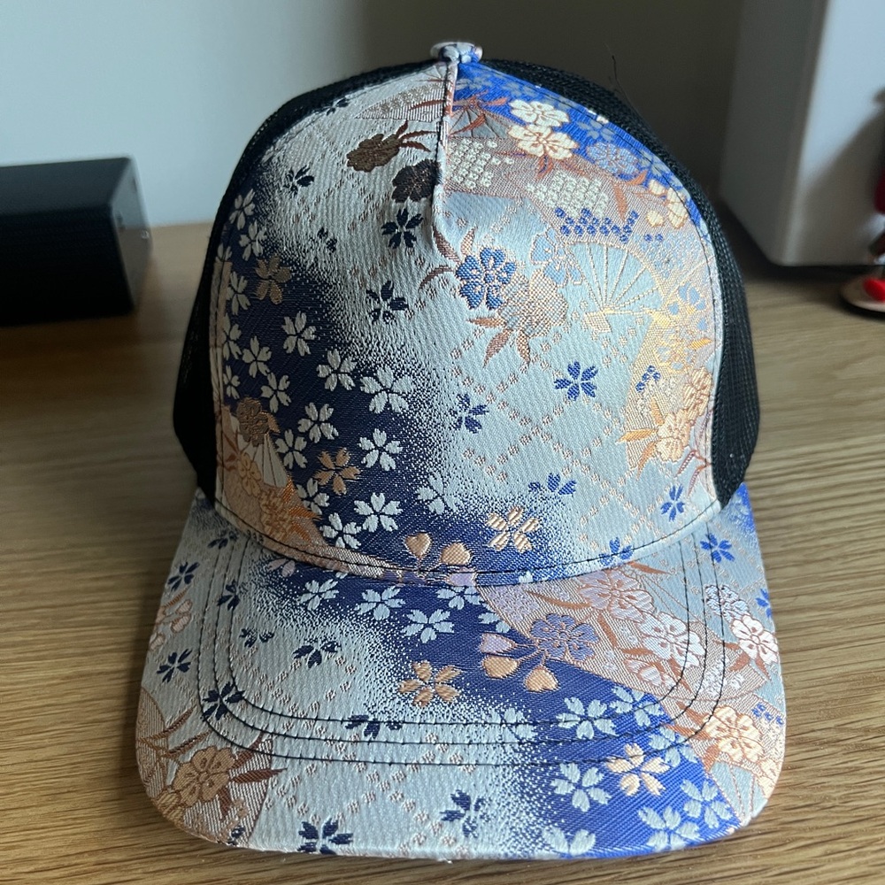 Kinda Mesh Floral Cap Japan imported